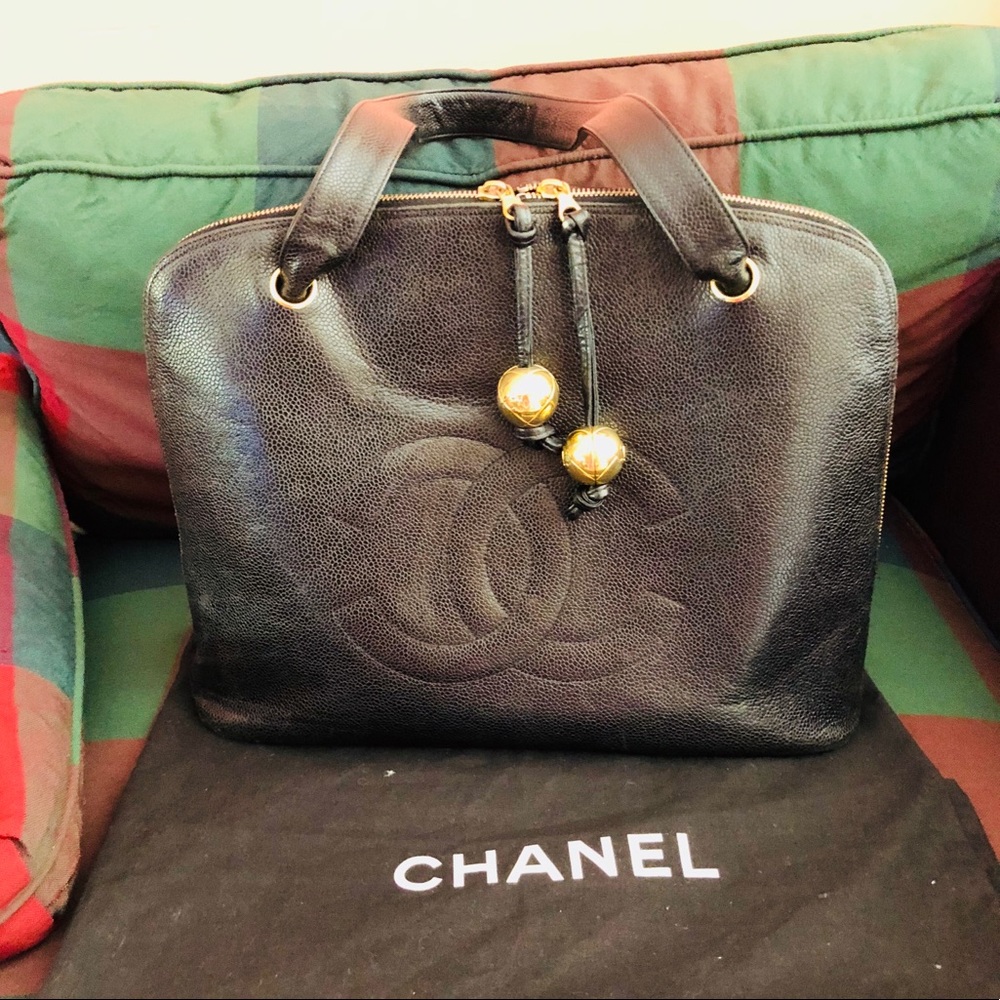 Authentic Chanel Caviar Pud Large CC Shoulder Bag